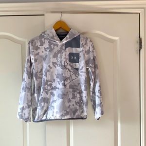 Boys Under Armour Hoodie - 3 FOR 20$